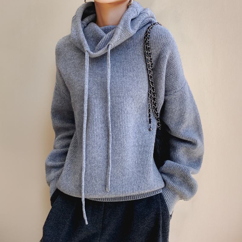 Women's Classic Oversized Cropped Chunky Knit Hoodie