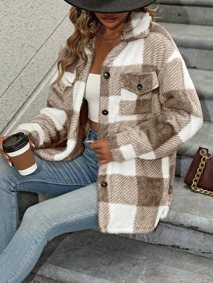 Women's Relaxed Grey and White Fleece Shacket