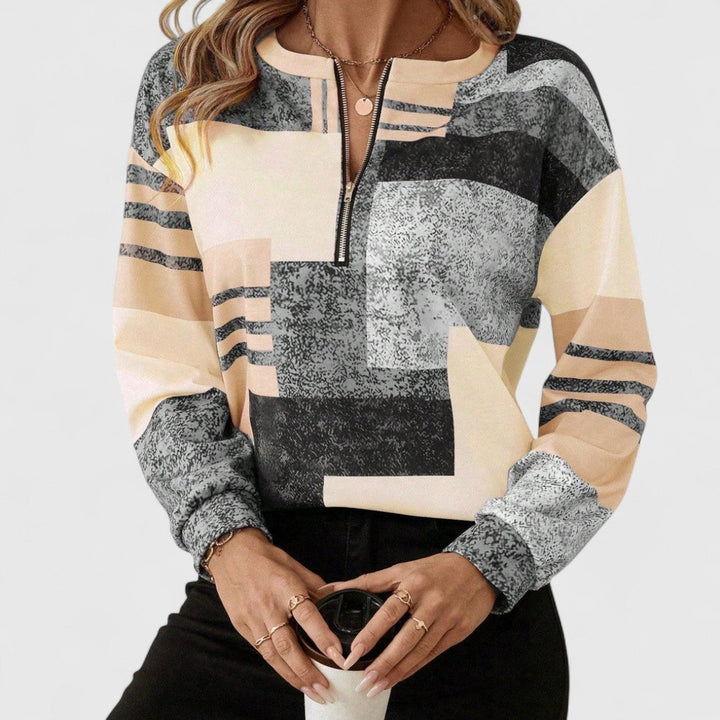 Mira – Effortless Elegance Sweater