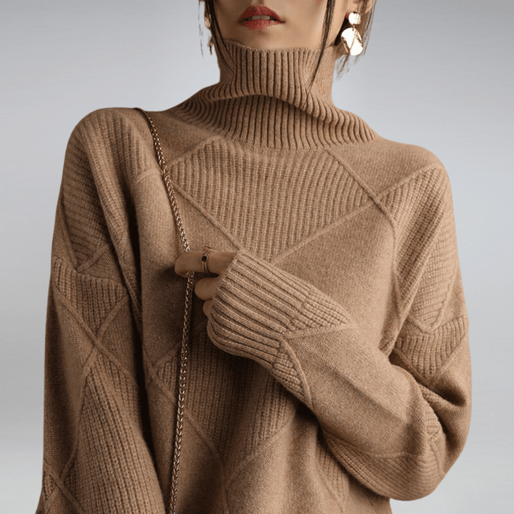 Joanne - Soft turtleneck sweater