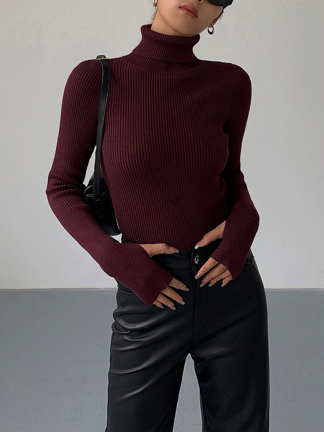Women's Modern Ribbed Knit Turtleneck Jumper
